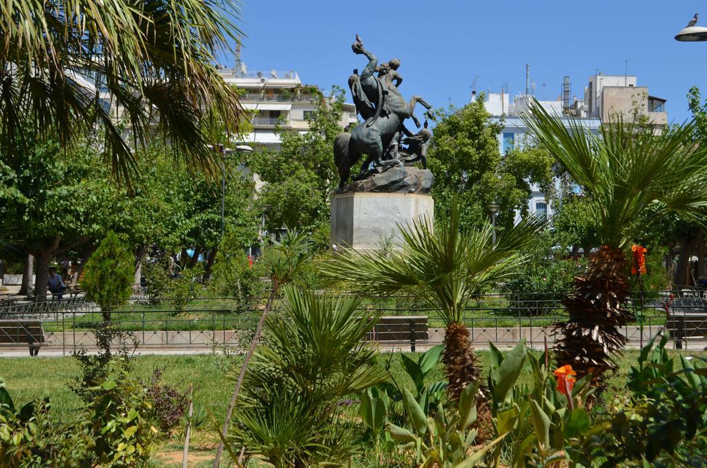Appartamento Pedion Areos Park 6 Center 6 Atene Esterno foto